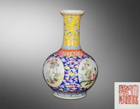 粉彩开光四季花卉天球