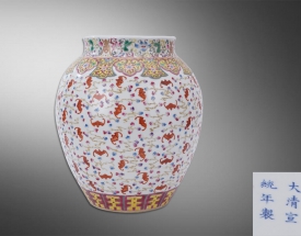 粉彩百福纹大罐