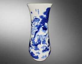 青花人物凤尾尊