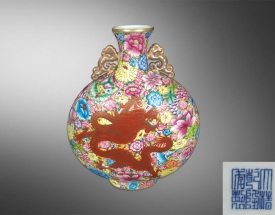 百花不落地龙纹天球瓶