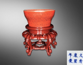 窑变釉握足杯